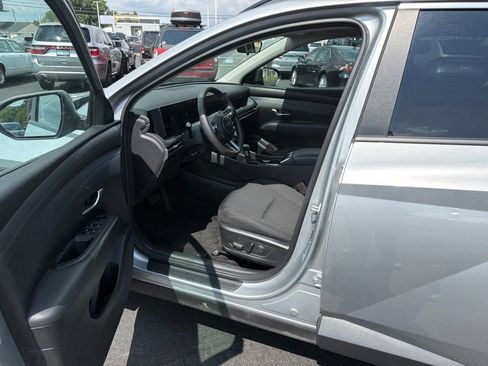 Used 2025 Hyundai Tucson SEL FWD image 10