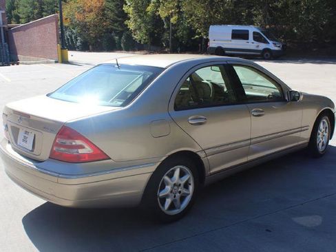 Used 2003 Mercedes-Benz C 240 4MATIC Sedan image 5