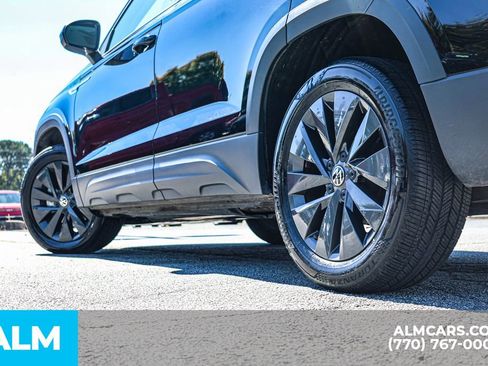 Used 2024 Volkswagen Taos S image 17