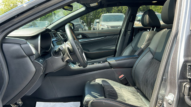 Certified 2023 Nissan Maxima SR w/ Sport Mat Group FWD image 12