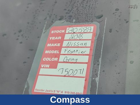 Used 2018 Nissan Frontier PRO-4X image 10