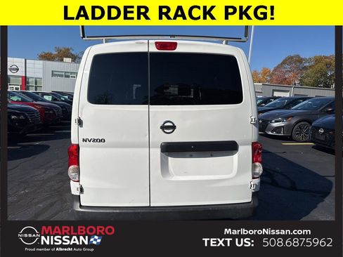 Used 2017 Nissan NV200 S w/ Back Door Glass Package image 6