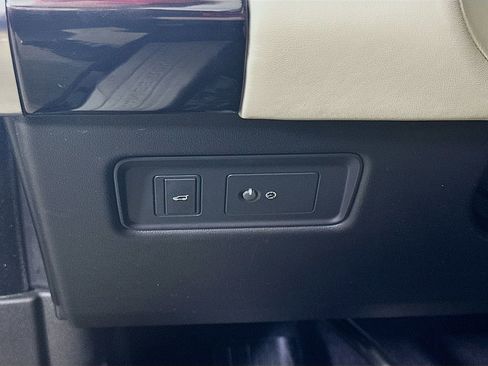 Used 2020 Land Rover Range Rover Sport HSE Dynamic image 21