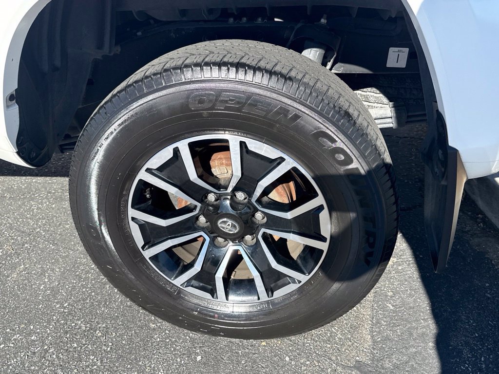 Certified 2023 Toyota Tacoma TRD Sport w/ Black Out Package (TMS) AWD/4WD image 9
