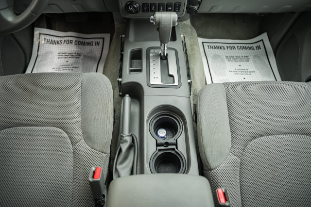 Used 2016 Nissan Frontier SV AWD/4WD image 36