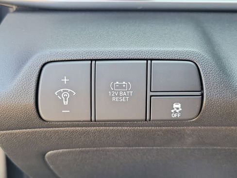 New 2026 Hyundai Elantra Hybrid FWD image 19