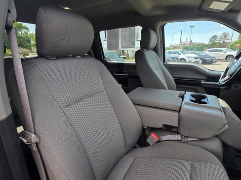 Used 2018 Ford F150 XLT w/ Equipment Group 302A Luxury AWD/4WD image 27