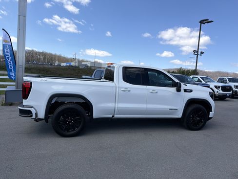 New 2026 GMC Sierra 1500 Elevation AWD/4WD image 5