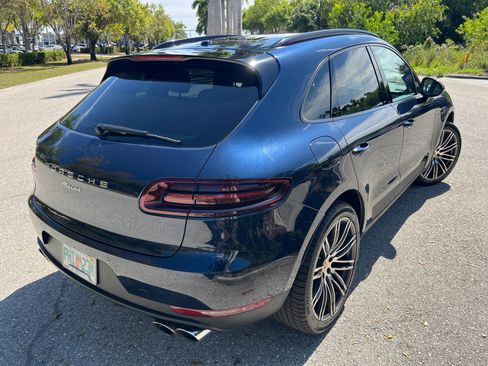 Used 2018 Porsche Macan Sport Edition image 4
