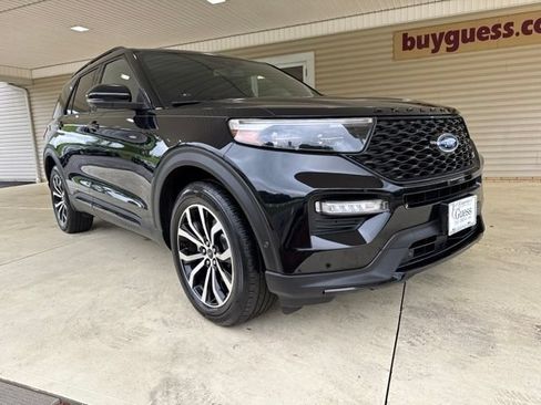 Used 2020 Ford Explorer ST w/ Premium Technology Package AWD/4WD image 2