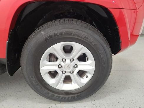 Used 2019 Toyota 4Runner SR5 Premium image 34