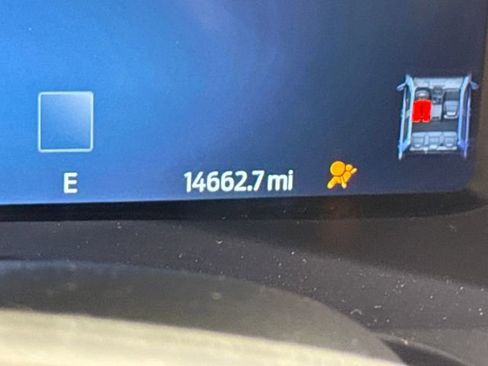 Used 2024 Ford F150 Lightning Lariat image 25