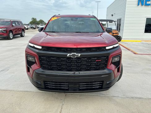 Used 2026 Chevrolet Traverse RS w/ LPO, Floor Liner Package AWD/4WD image 8