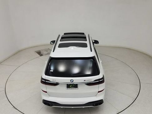 Used 2023 BMW X7 M60i AWD/4WD image 18