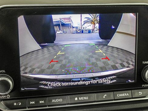 Certified 2023 Nissan Rogue SV image 24