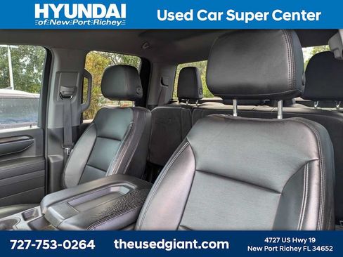 Used 2024 Chevrolet Silverado 2500 LT RWD image 3