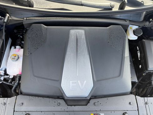 Used 2024 Kia EV6 Light AWD/4WD image 21