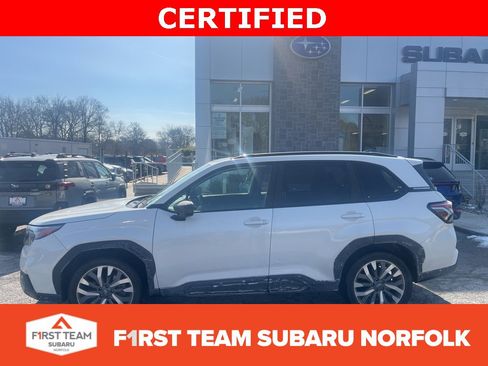 Used 2025 Subaru Forester Touring image 1