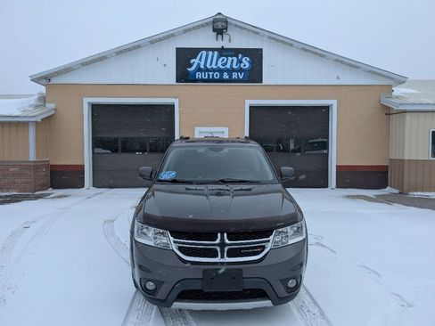 Used 2014 Dodge Journey Limited w/ Flexible Seating Group image 2