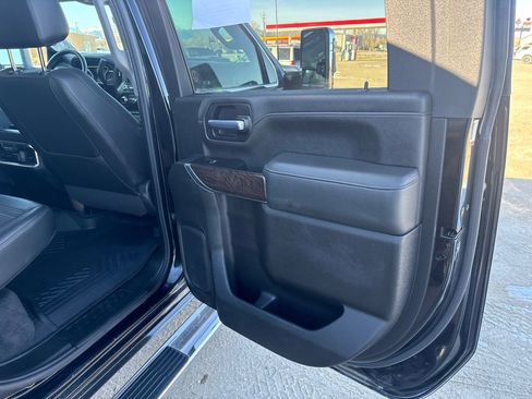 Used 2020 GMC Sierra 3500 Denali w/ Denali Ultimate Package AWD/4WD image 7