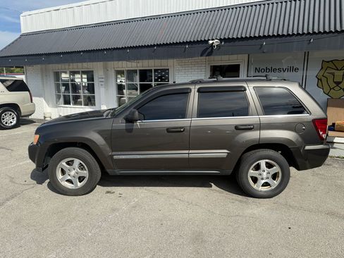 Used 2006 Jeep Grand Cherokee Limited image 10