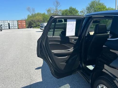 Used 2020 Buick Envision Essence AWD/4WD image 29