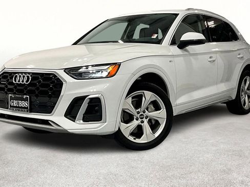 Used 2022 Audi Q5 2.0T Premium w/ Convenience Package image 14