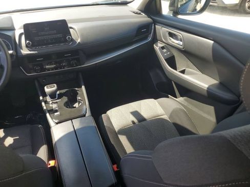 Used 2025 Nissan Rogue SV FWD image 22