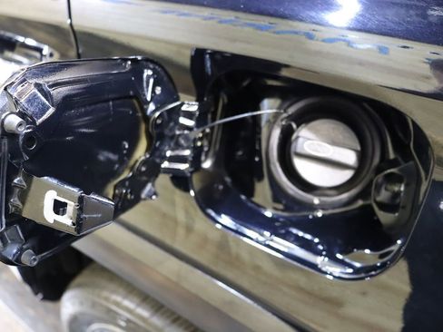 Used 2024 Toyota Sequoia Capstone image 19