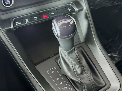 Used 2023 Audi Q3 2.0T Premium w/ Black Optic Sport Package image 7