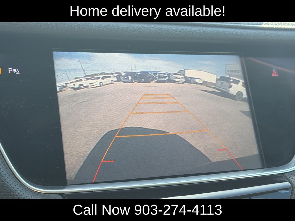 Used 2017 Cadillac XT5 Luxury w/ Driver Awareness Package FWD image 5