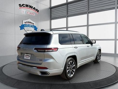 Used 2025 Jeep Grand Cherokee L Overland w/ Trailer Tow Package image 4