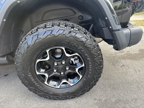 Used 2022 Jeep Wrangler Unlimited Rubicon 4xe w/ Steel Bumper Group image 20