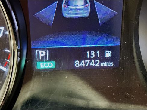 Used 2018 Nissan Rogue S AWD/4WD image 19
