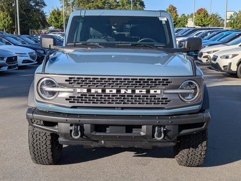 Used 2022 Ford Bronco Badlands image 8
