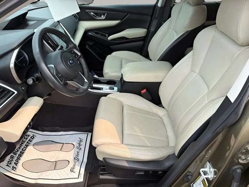 Used 2022 Subaru Ascent Limited w/ Technology Package AWD/4WD image 5