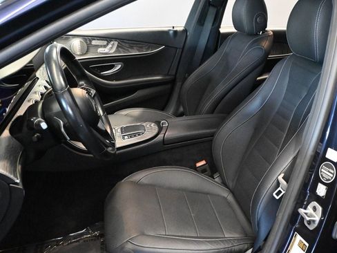 Used 2022 Mercedes-Benz E 350 Sedan image 17