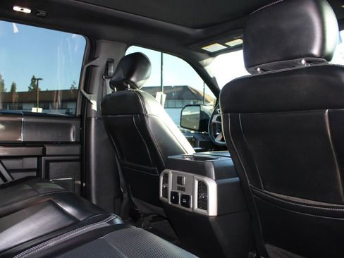 Used 2018 Ford F150 Lariat w/ Equipment Group 502A Luxury image 15