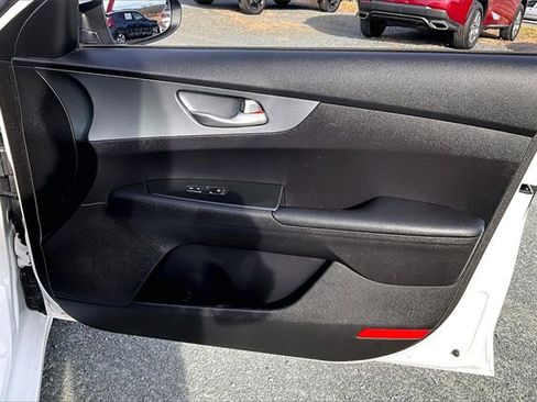Used 2021 Kia Forte LXS image 21