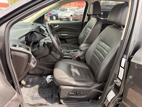 Used 2015 Ford Escape Titanium image 9