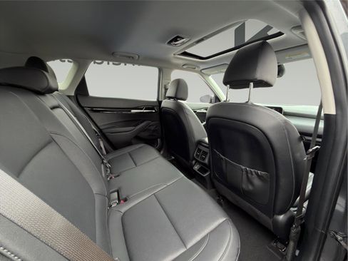 Used 2024 Kia Seltos EX image 28