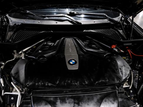 Used 2018 BMW X5 xDrive50i image 44