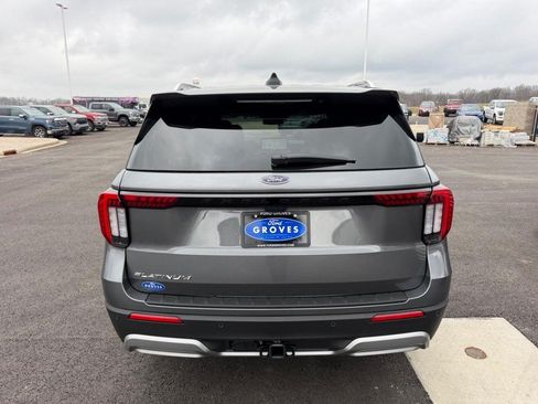 New 2026 Ford Explorer Platinum RWD image 6