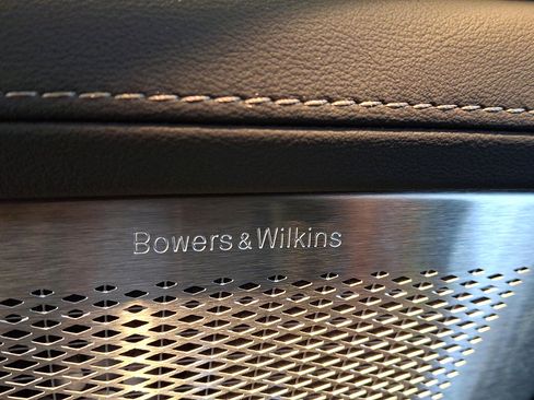 New 2026 Volvo XC90 B6 Ultra w/ Lounge Package image 11