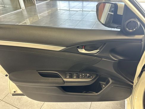 Used 2019 Honda Civic EX image 20