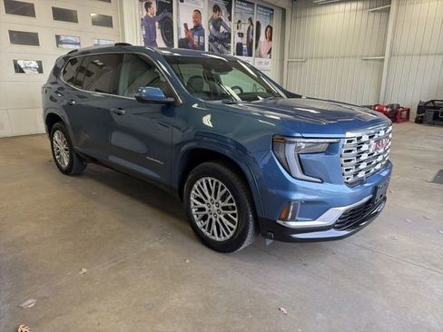 Used 2025 GMC Acadia Denali image 4