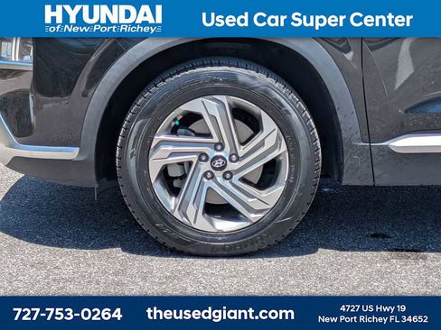 Used 2022 Hyundai Santa Fe SEL FWD image 10