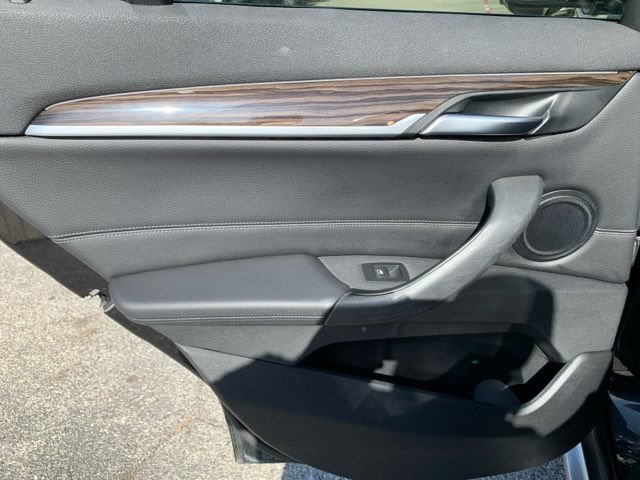 Used 2018 BMW X1 sDrive28i w/ Convenience Package FWD image 17