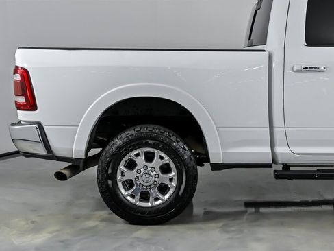 Used 2020 RAM 3500 Laramie image 13