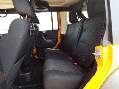 Used 2012 Jeep Wrangler Unlimited Sport AWD/4WD image 18